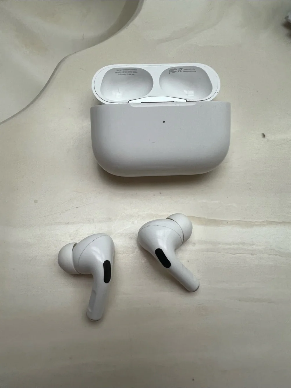 Apple AirPods Pro Earbuds in White with Charging Case